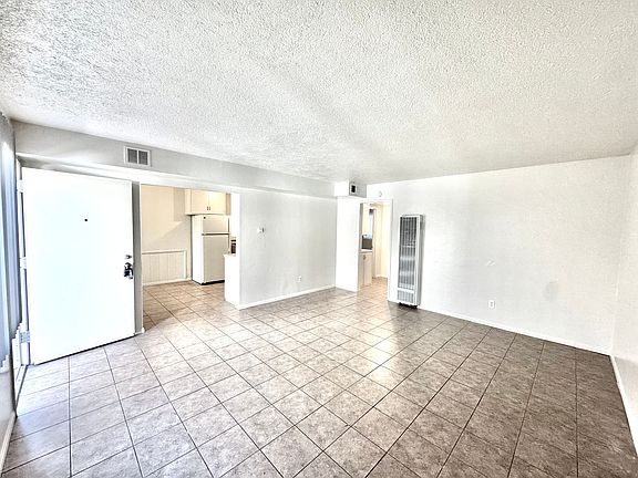 4th image of 2358-2374 Palermo Dr #2362