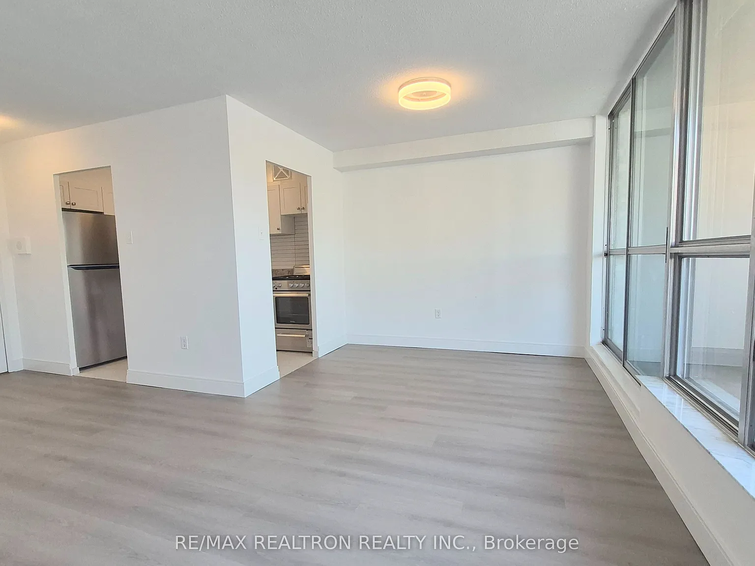 2 bed, $2,850 — Photo 3