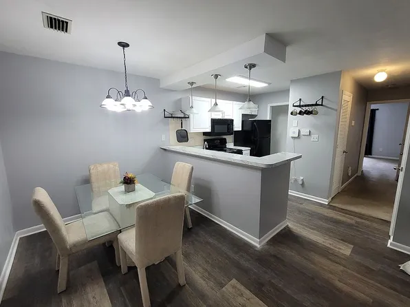 3957 Horse Run Gln APT 103, Newport News, VA 23602