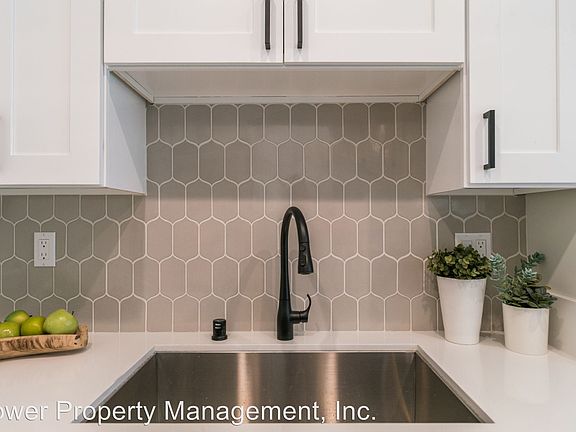 5th image of 322 N New Hampshire Ave #3224