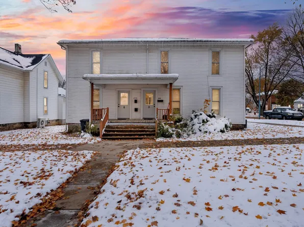 215 N York St, Albion, IN 46701