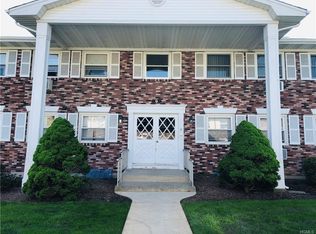 9 Normandy Vlg UNIT 7, Nanuet, NY 10954