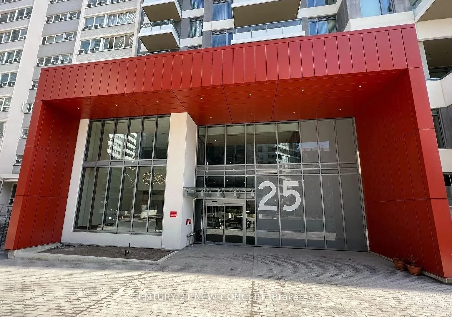 Midtown — Photo 2