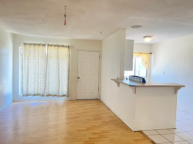 1 bed, 650 sqft, $1,799 — Photo 4