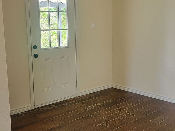 5th image of 1402 Miranda Ave