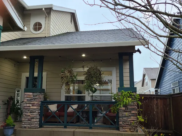 1435 NE Setting Sun Dr, Hillsboro, OR 97124
