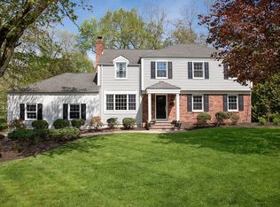89 Sulfrian Rd, New Providence, NJ 07974