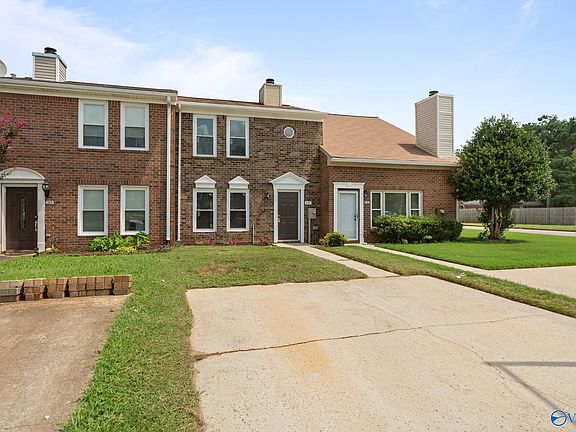 2nd image of 107 Crescent Cir