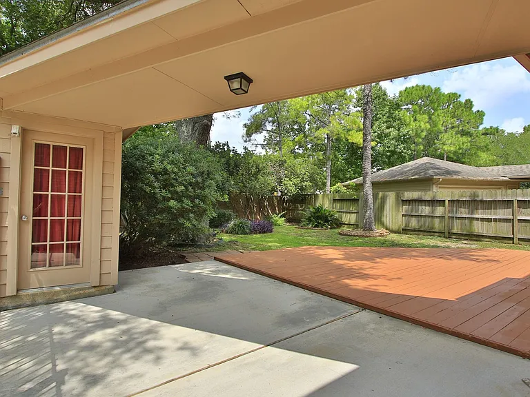 13618 Shadow Falls Ct — Photo 40