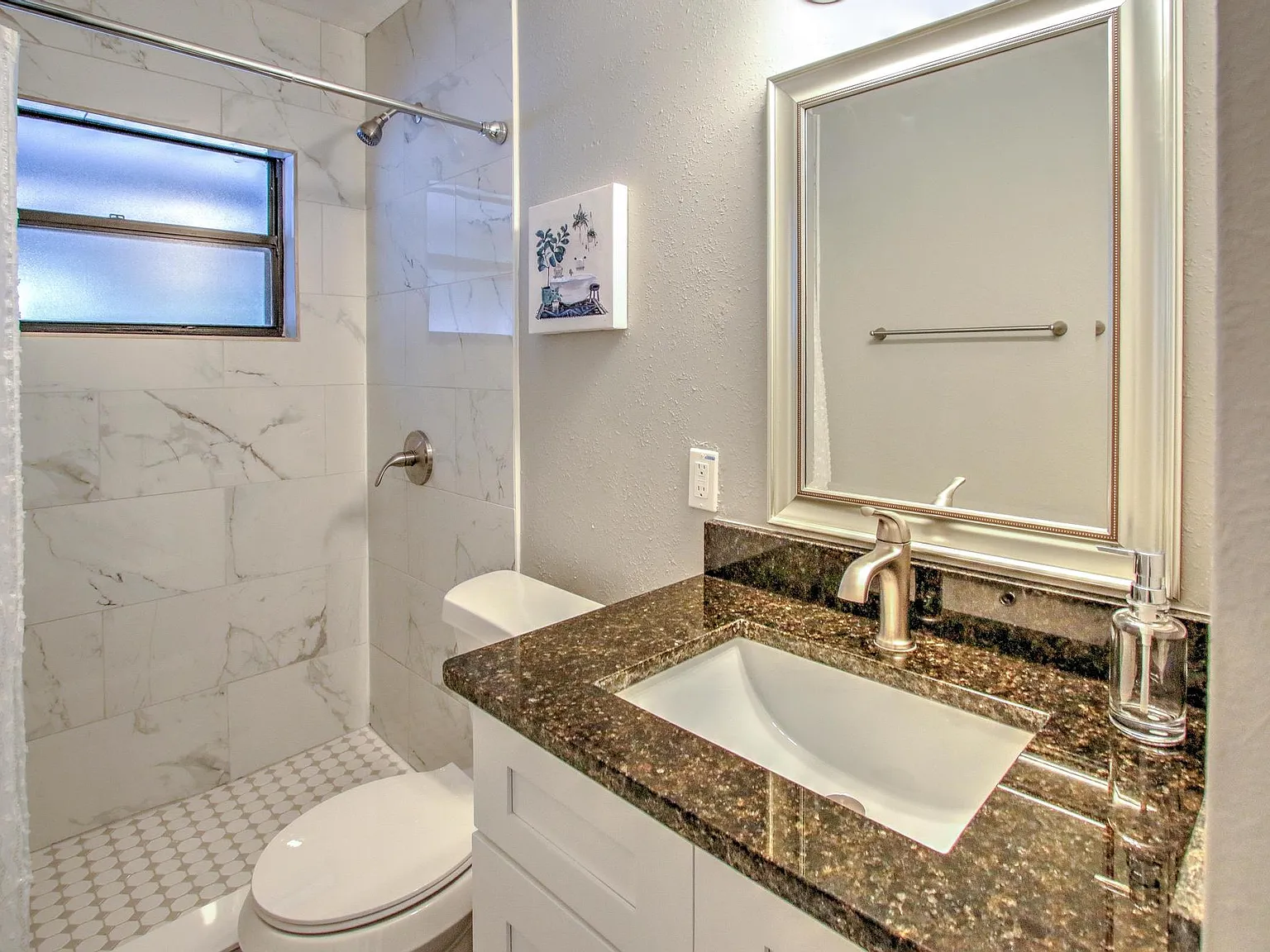4 bed, 2.0 bath, 1638 sqft, $892 — Photo 4