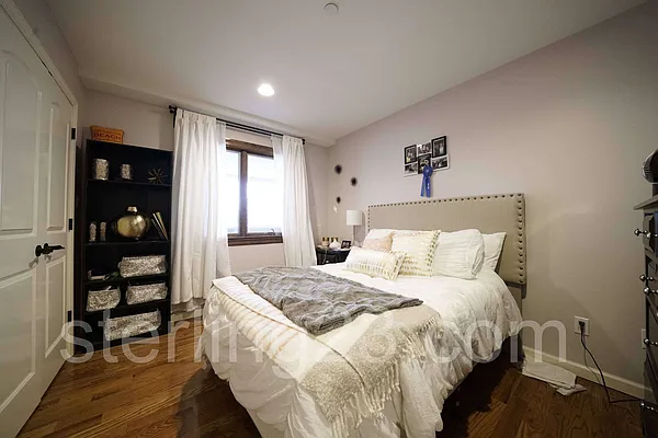 Rented by Sterling Realty Solution Inc | media 3