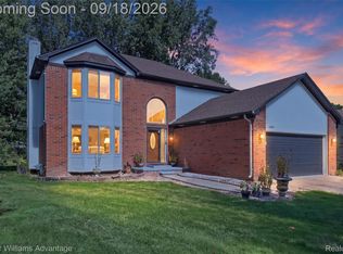 21019 Birchwood Ln, Macomb, MI 48044