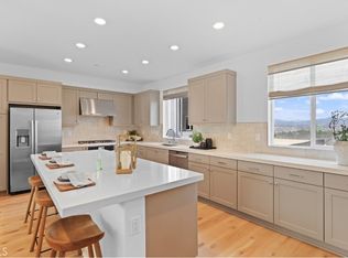 26800 Keystone Loop, Valencia, CA 91355