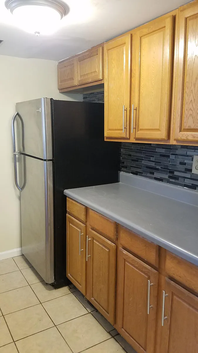 Kitchen - 4755 Yates Rd