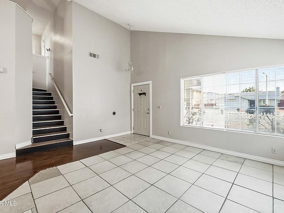 5th image of 4849 Katrina Pl