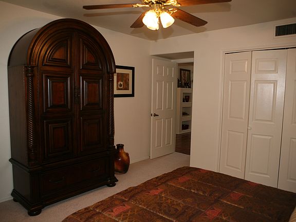 3rd image of 5390 N Calle Del Rocio