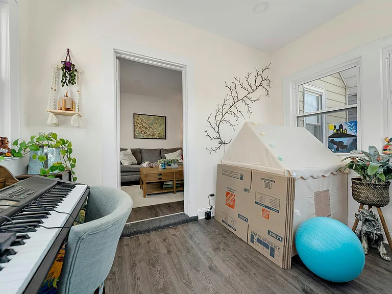 632 Chase Ave #2 — Photo 13