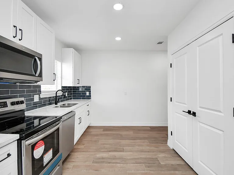 2812 Truxillo St #B — Photo 17