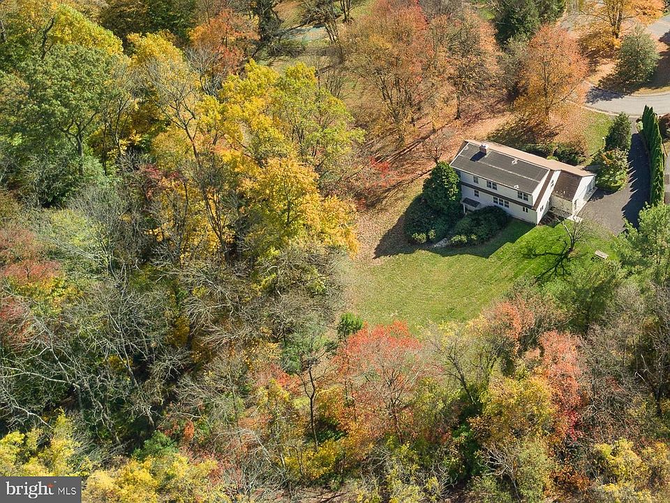 1st image of 3931 Heather Dr