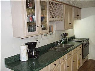 3rd image of 124 Richardson Dr