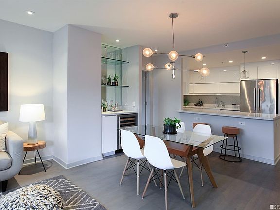 5th image of 88 King St Unit 510