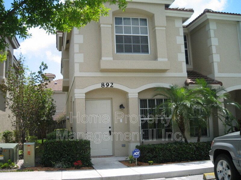 1st image of 892 Summit Lake Dr