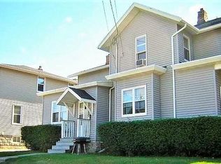 464 High Ave, Oshkosh, WI 54901