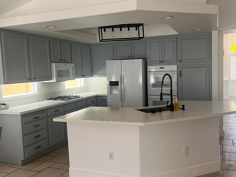 9520 Mountainair Ave — Photo 6