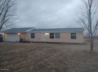 12561 Ritchie Ave NE, Cedar Springs, MI 49319