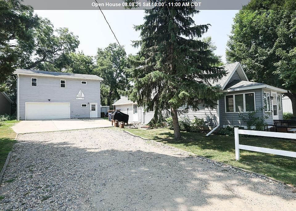 1st image of 13724 Sunset Dr