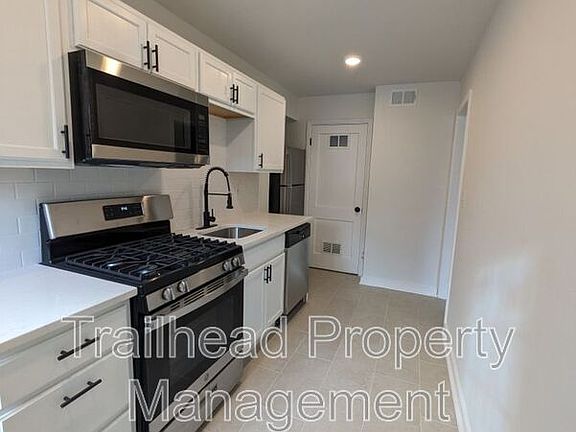 2nd image of 6425 Brookside Rd APT 3N