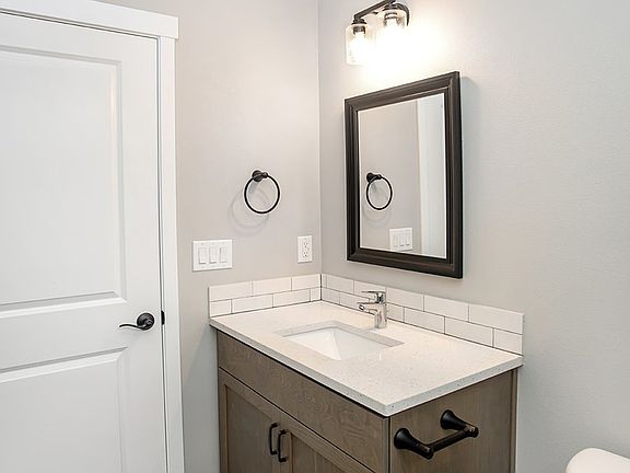 7th image of this home