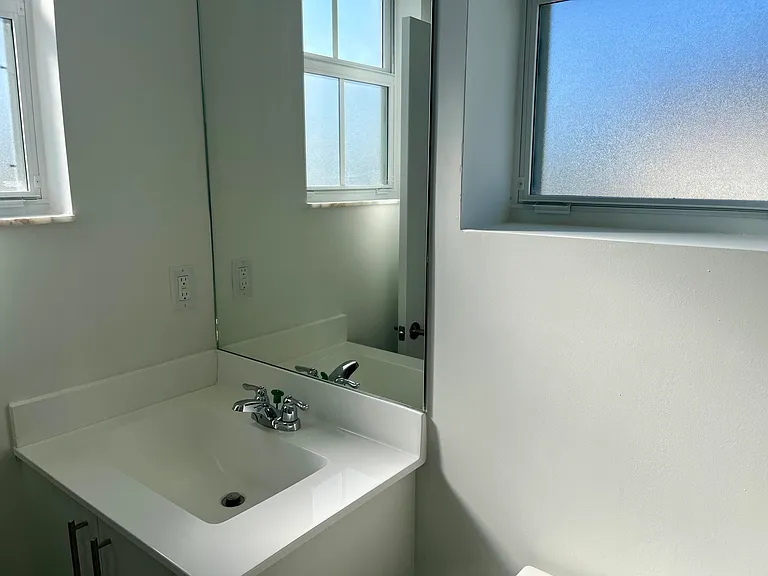 2776 SE 26th Ave — Photo 37
