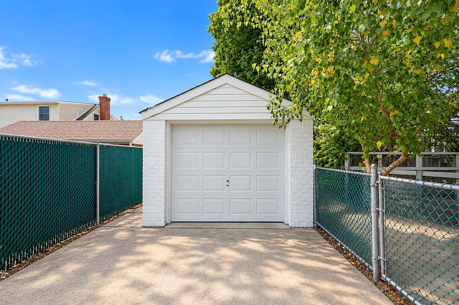 81 Gerard Ave — Photo 4