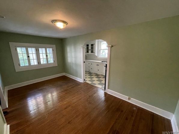 (undisclosed Address)