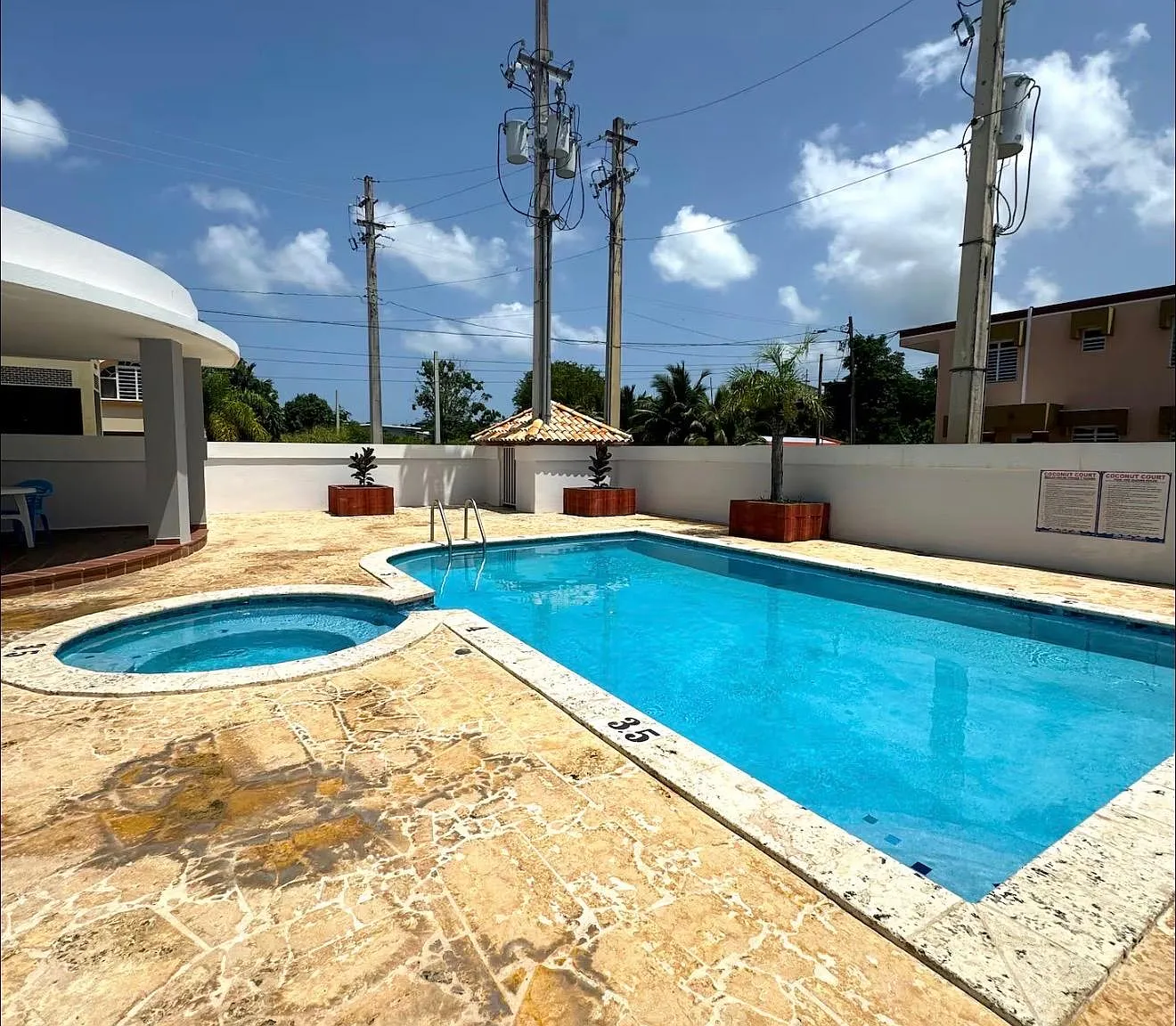2 bed, 1.0 bath, 1250 sqft, $1,750 — Photo 1