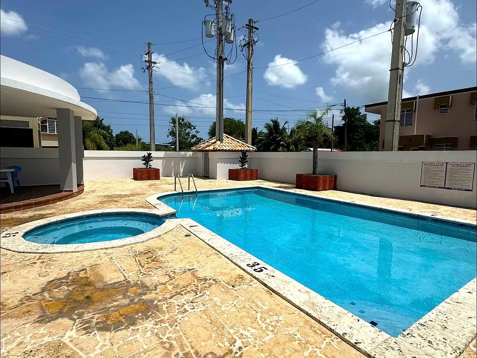 60 Calle Amapola Condominio Coconut Ct #204