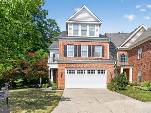 6023 Masondale Rd, Alexandria, VA 22315