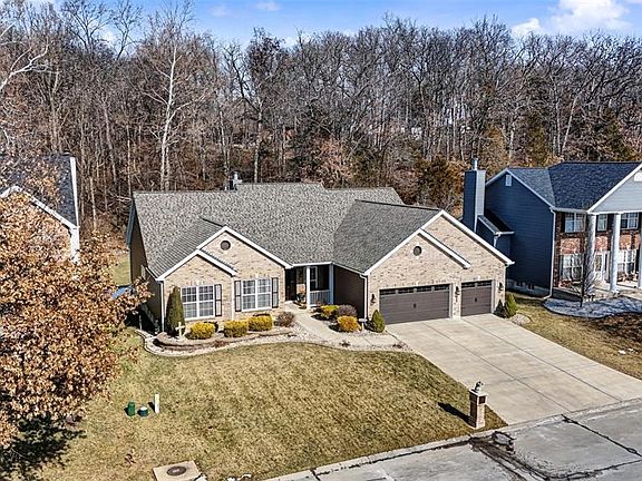 2nd image of 1550 Hunters Meadow Dr