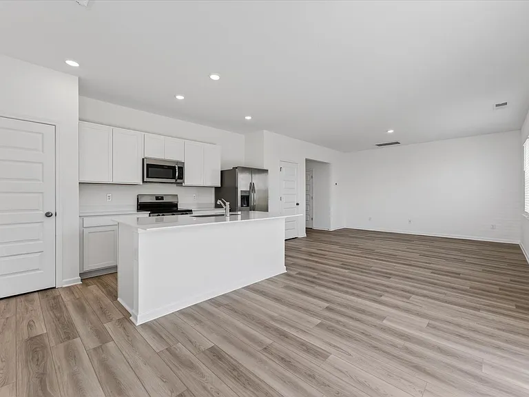 1278 Ross Farms Blvd — Photo 9