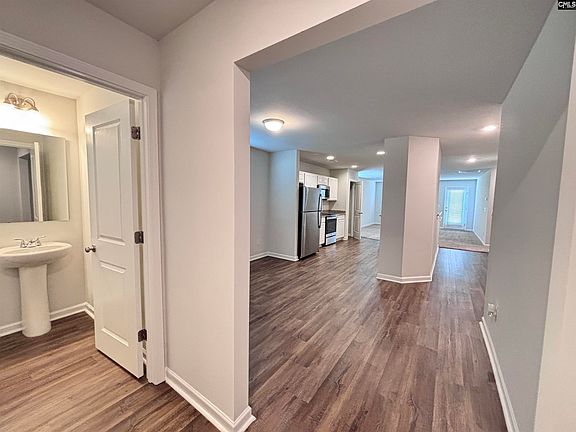 3rd image of 189 Windfall Rd