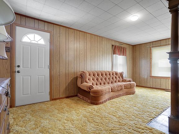 4th image of 217 Inderrieden Rd