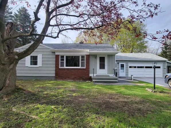 67 Lovers Ln, West Chazy, NY 12992