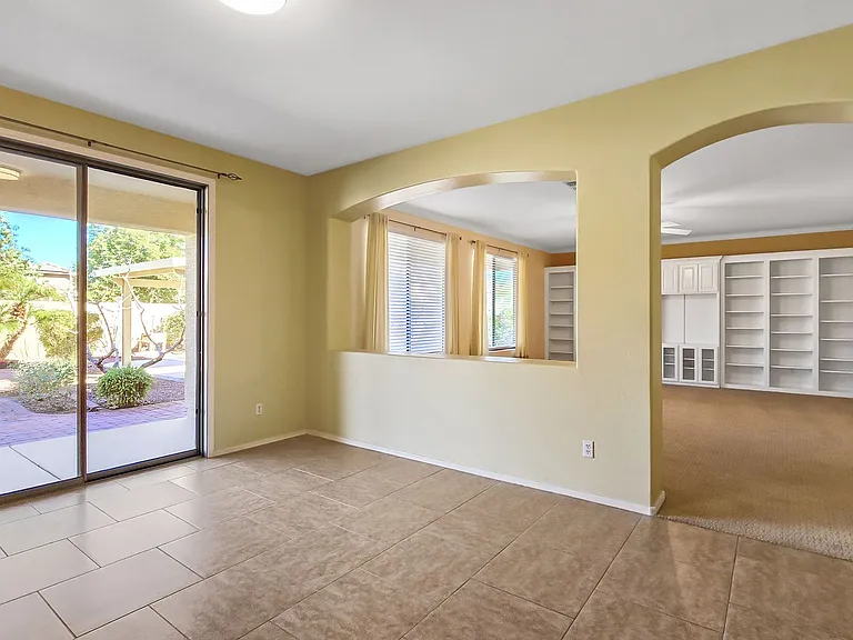 14226 W Wethersfield Rd — Photo 18