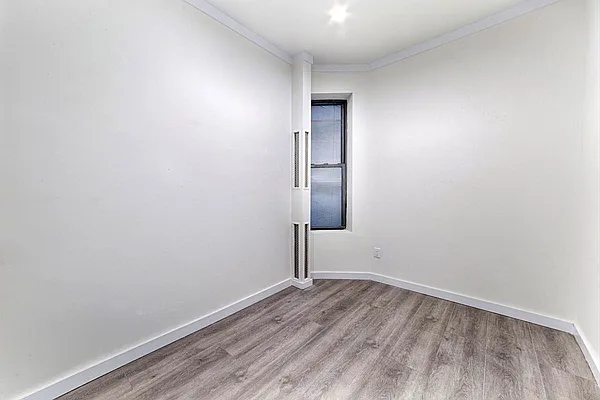Sold by Tungsten Properties | media 4