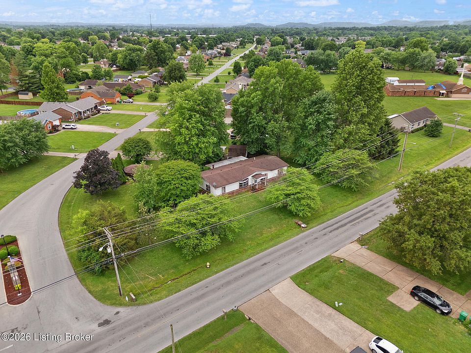 1st image of 4604 Summitt Dr