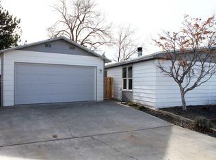 2151 N Vermont Loop, Kennewick, WA 99336