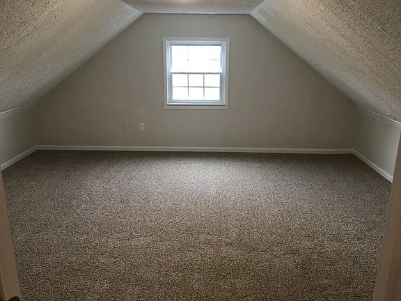 2nd image of 1187 Cedar Ave