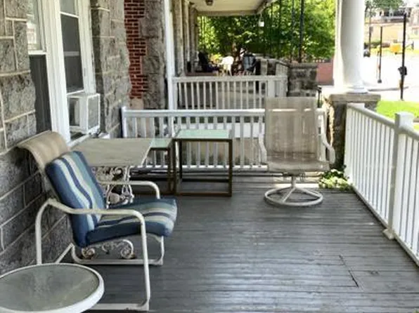 526 Macdade Blvd, Collingdale, PA 19023