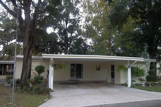 1st image of 6304 Lakewood Dr Unit D